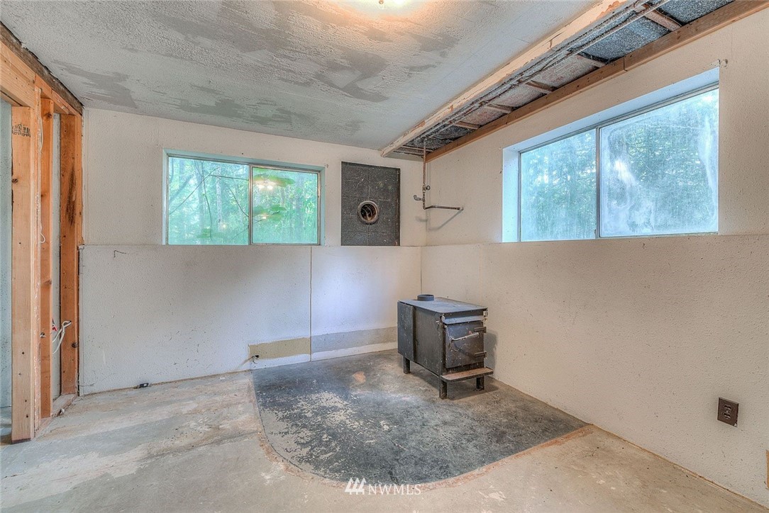 10979 Glenwood Road Southwest Port Orchard, WA 98367 - Photo 24 of 25 Gallery Image 24