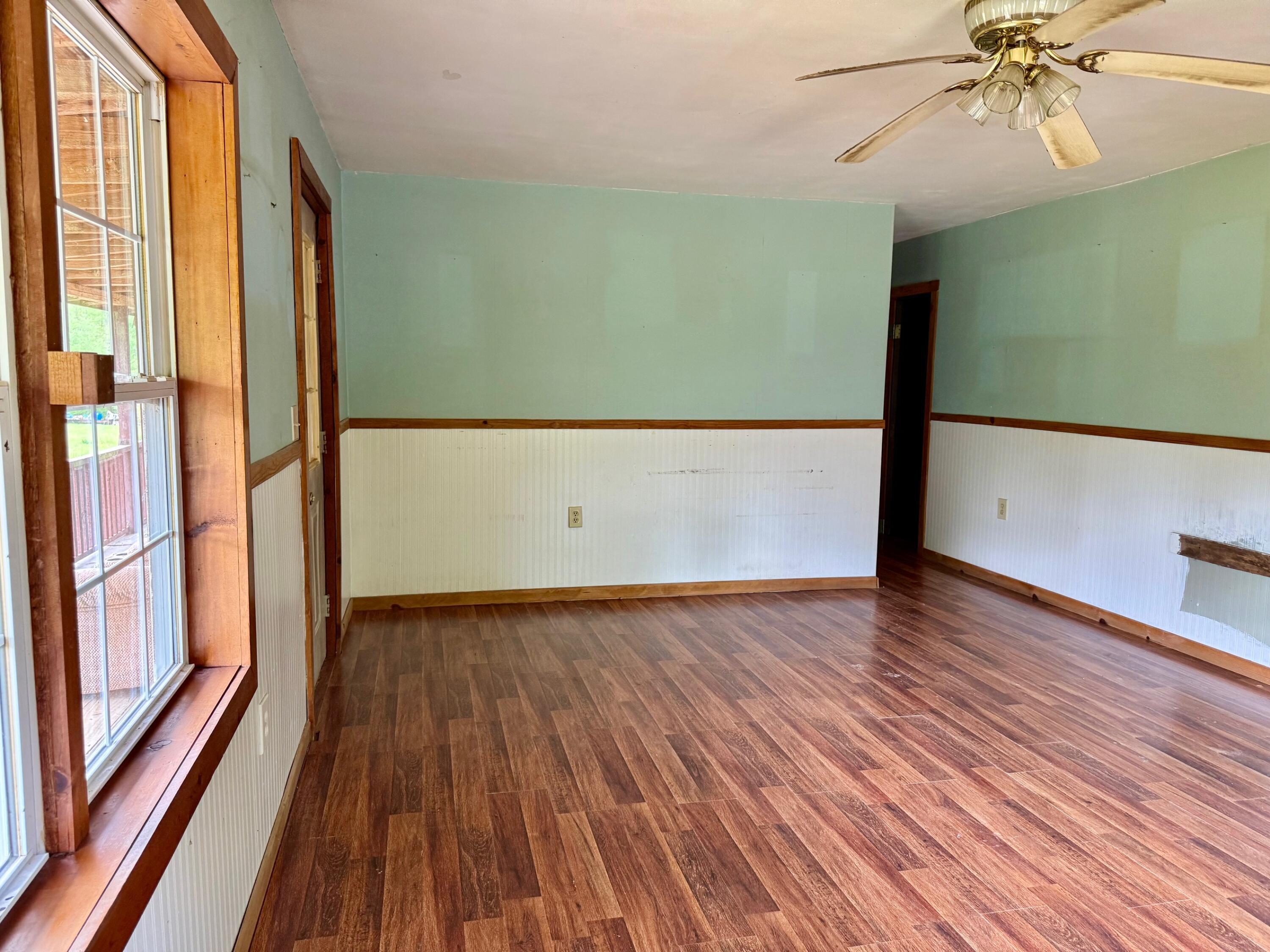387 Old Fincastle Road Zoe, KY 41397 - Photo 31 of 76 IMG_3511