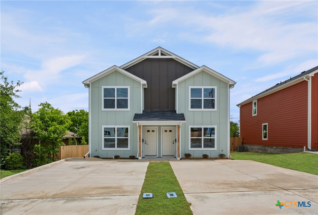 709 South 28th Street, Unit A Temple, TX 76501 - Photo 1 of 26 front view of a house with a yard