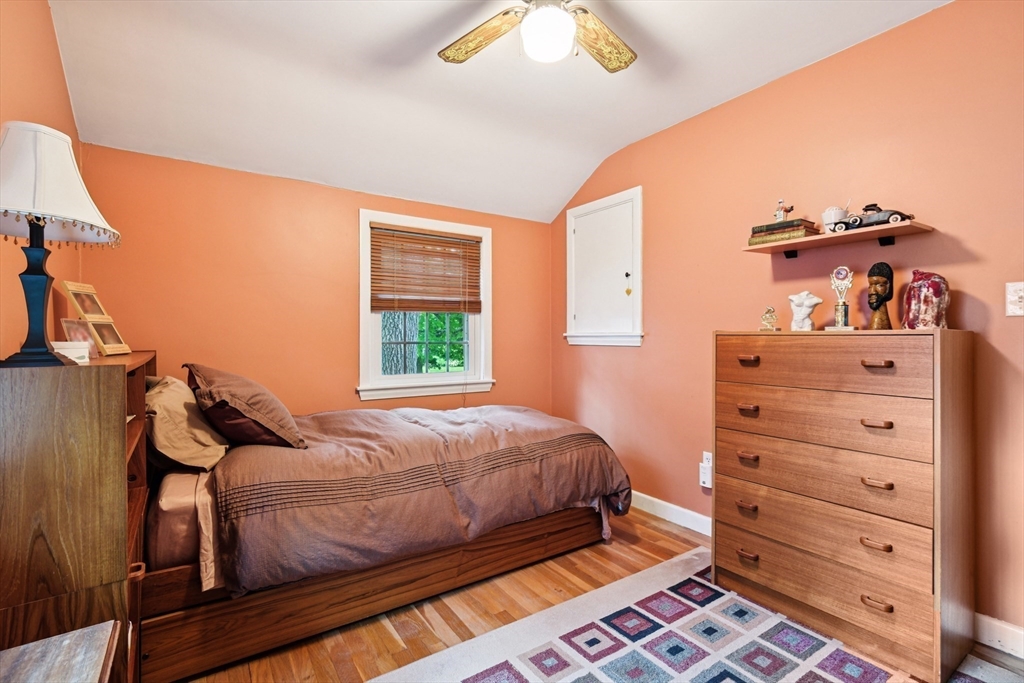 56 Conrad Road Melrose, MA 02176 - Photo 20 of 42 Gallery Image 20