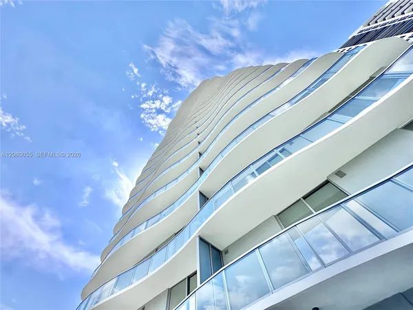 $8,500 | 1400 Biscayne Boulevard, Unit 1506, Miami, FL 33132