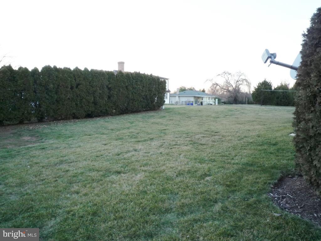 2164 Croyden Road York, PA 17408 - Photo 8 of 30