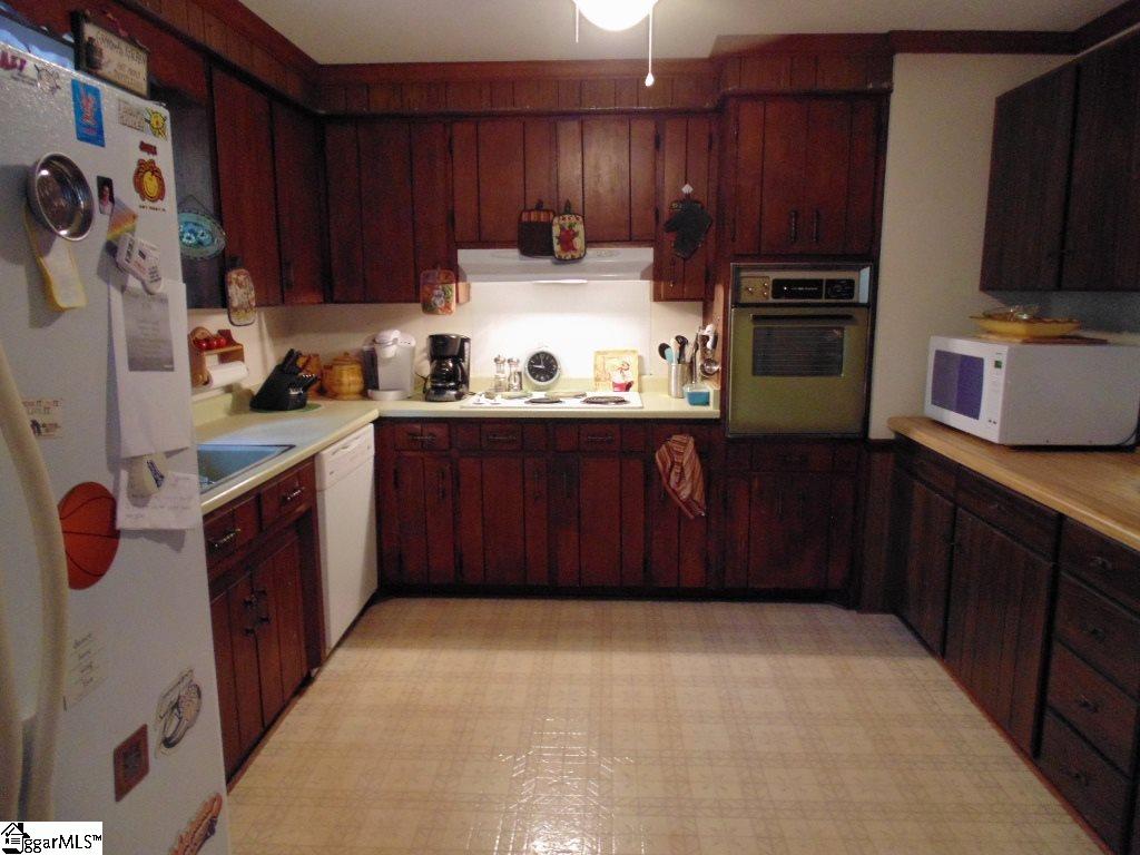 119 Timberlake Drive Inman, SC 29349 - Photo 7 of 31
