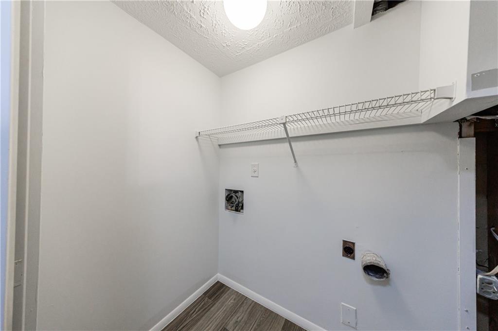 1960 Hamilton Place Southeast Marietta, GA 30067 - Photo 22 of 22 a view of a small room