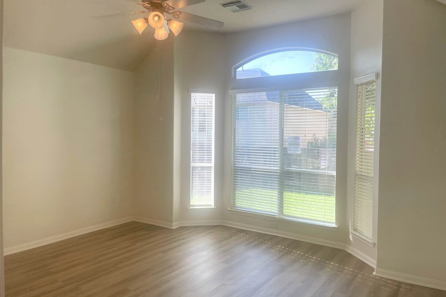 8903 Rolling Rapids Road Humble, TX 77346 - Photo 9 of 22