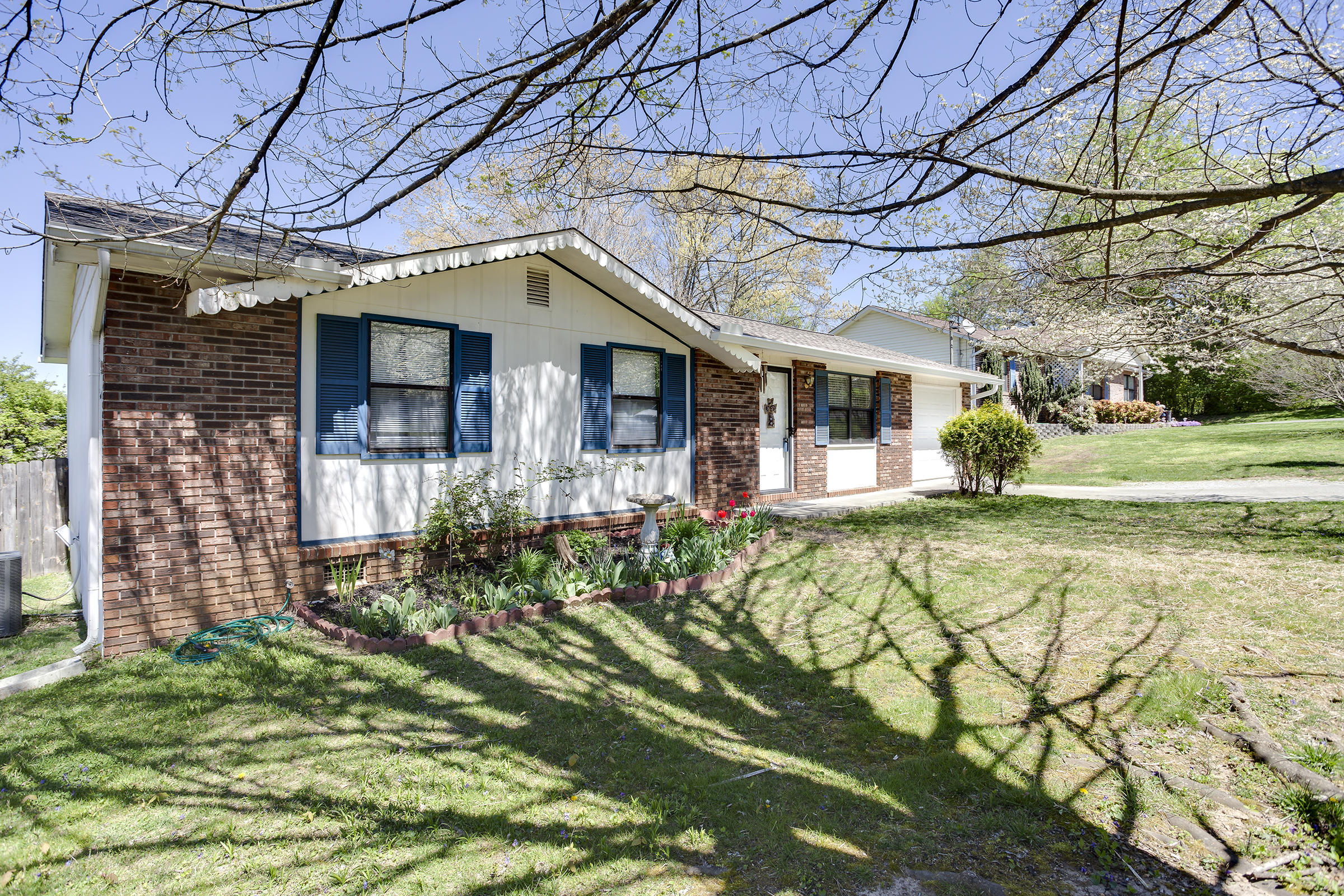 5145 Rendava Lane Northwest Knoxville, TN 37921 - Photo 26 of 29 Level Yard