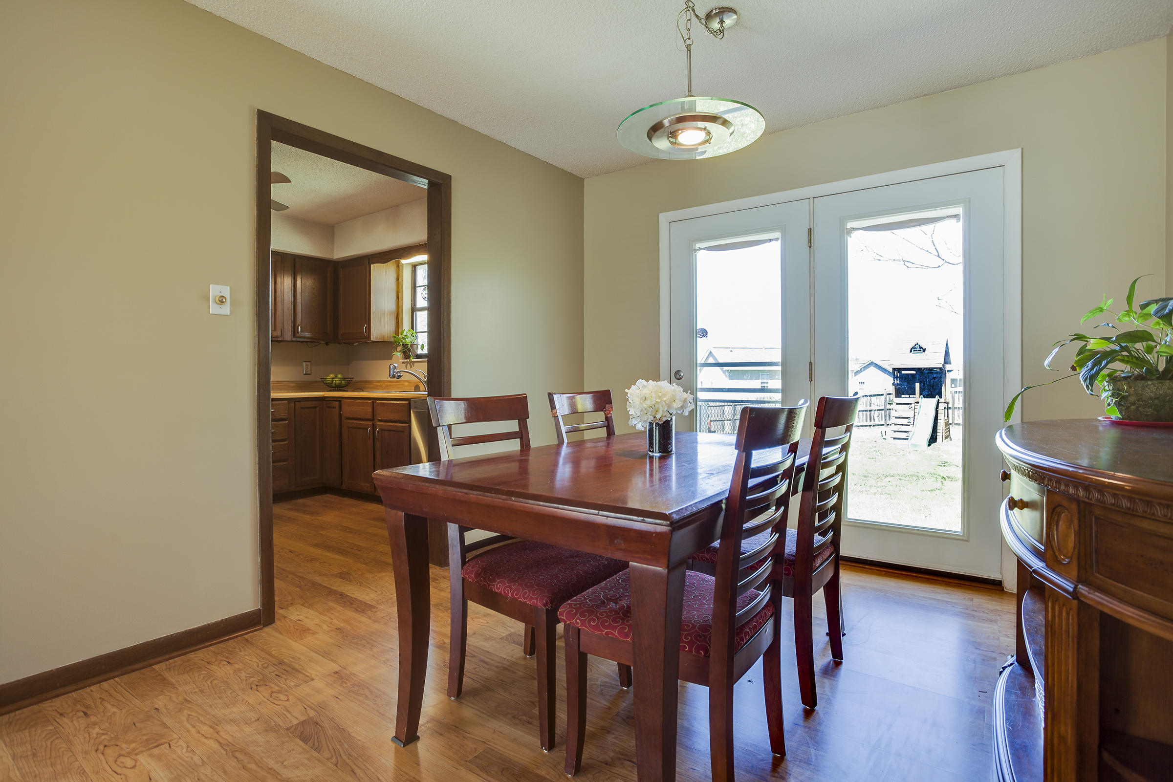 5145 Rendava Lane Northwest Knoxville, TN 37921 - Photo 8 of 29 Dining Area View to Kitchen