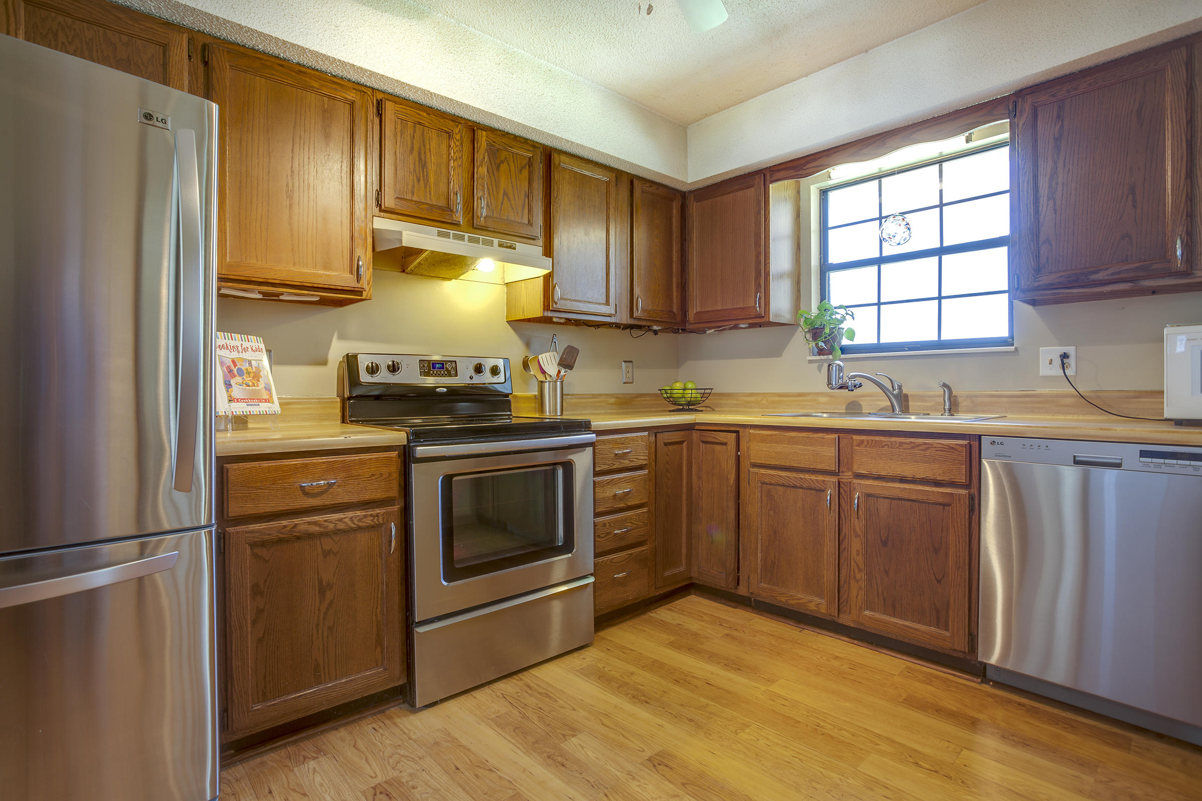 5145 Rendava Lane Northwest Knoxville, TN 37921 - Photo 9 of 29 Kitchen - View 2