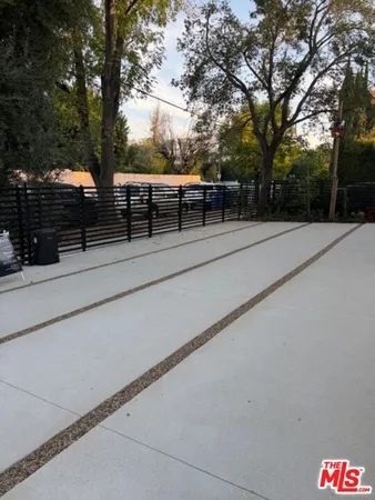 $4,750 | 5191 Lindley Avenue, Tarzana, CA 91356