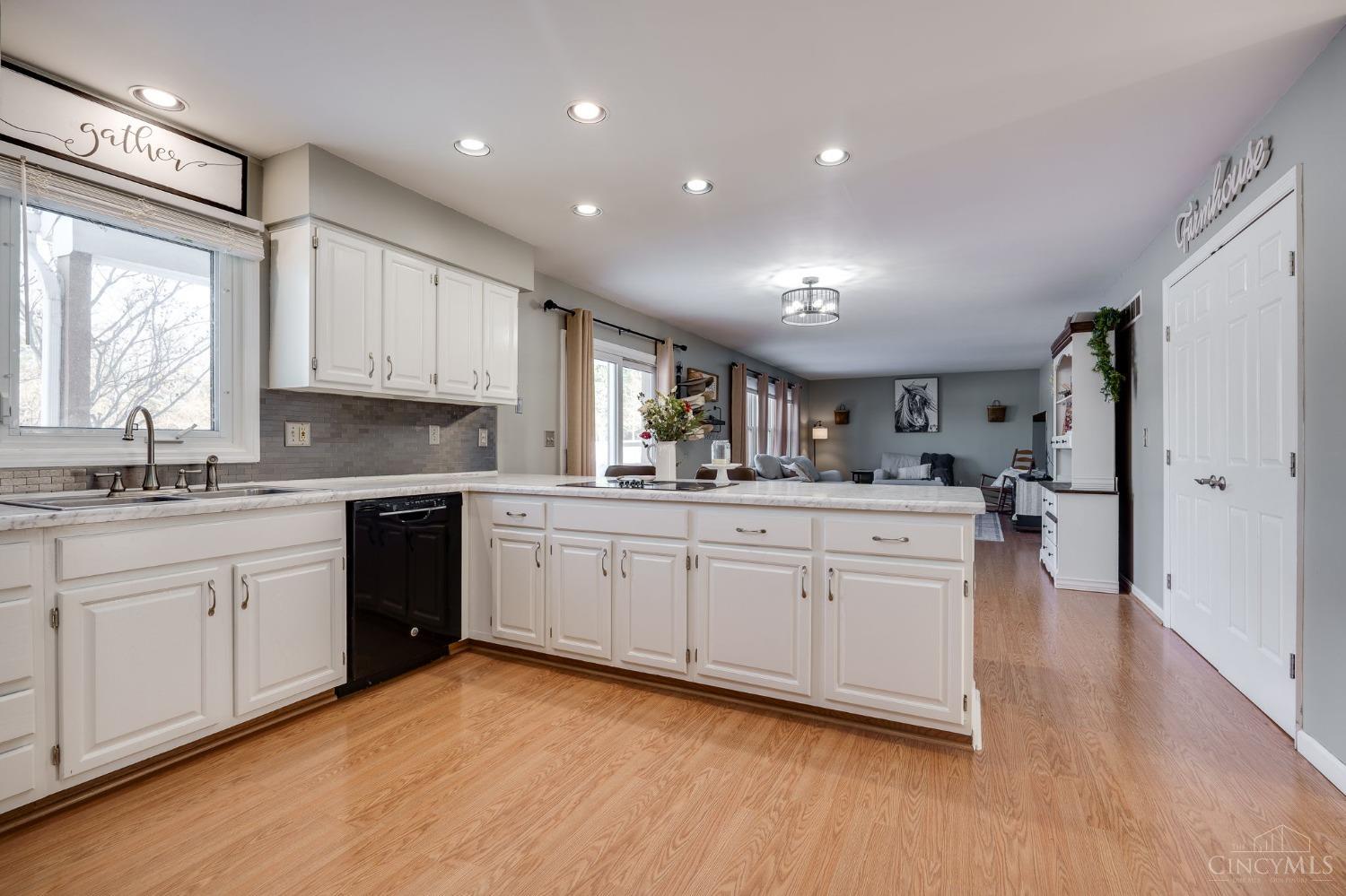 4220 Beal Road Franklin, OH 45005 - Photo 16 of 71 Gallery Image 16