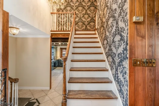 $4,250,000 | 259 County Road 519, Stockton, NJ 08559