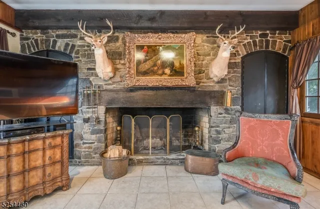 $4,250,000 | 259 County Road 519, Stockton, NJ 08559