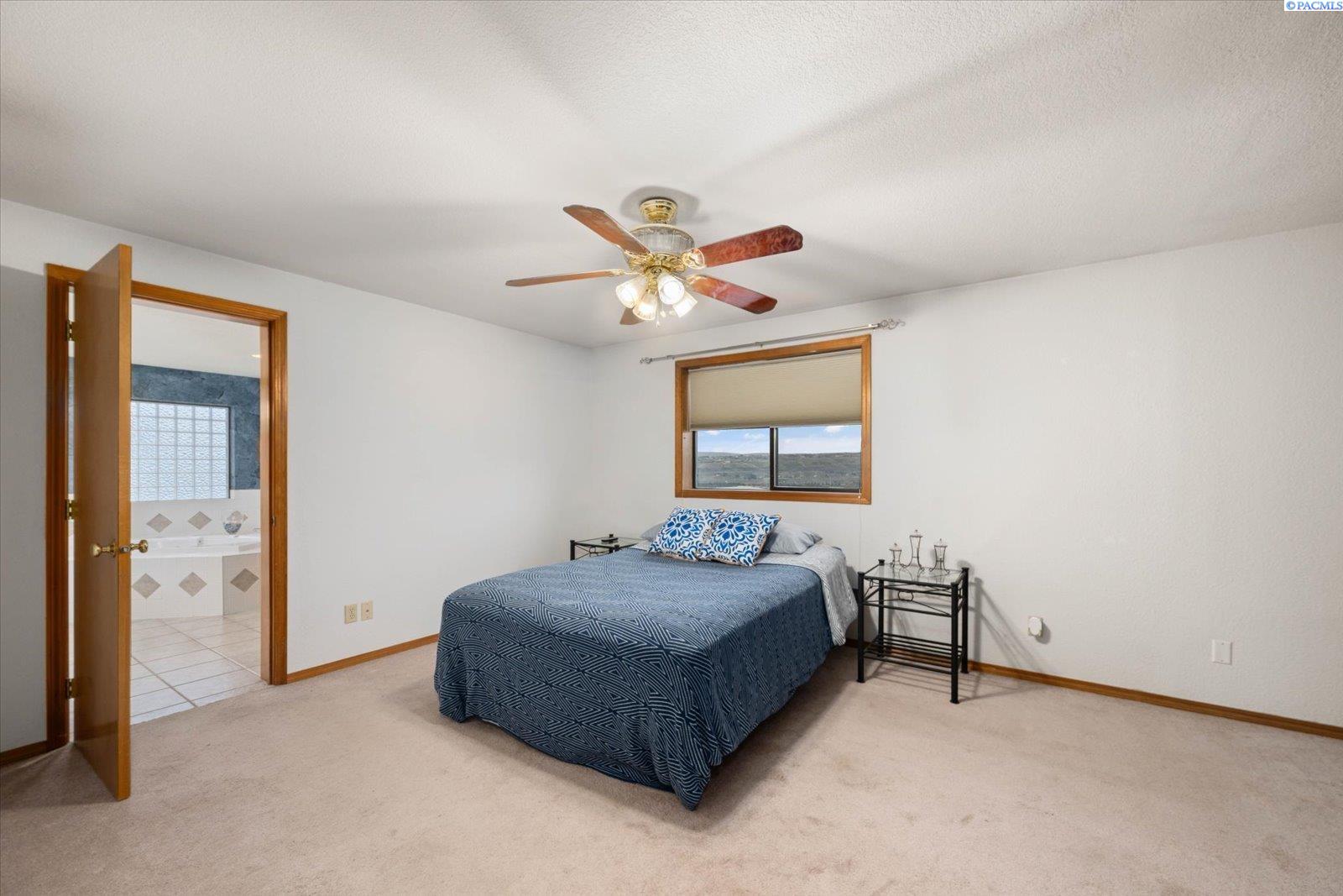 101505 East Reata Road Kennewick, WA 99338 - Photo 16 of 48 Gallery Image 16