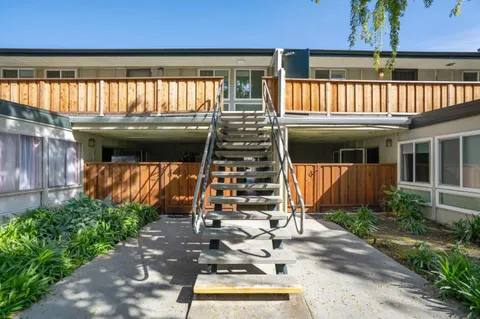 $649,000 | 3033 Los Prados Street, Unit 229, San Mateo, CA 94403