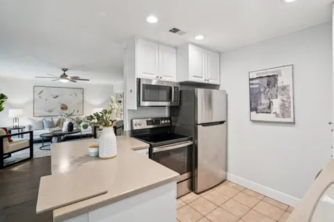 $649,000 | 3033 Los Prados Street, Unit 229, San Mateo, CA 94403