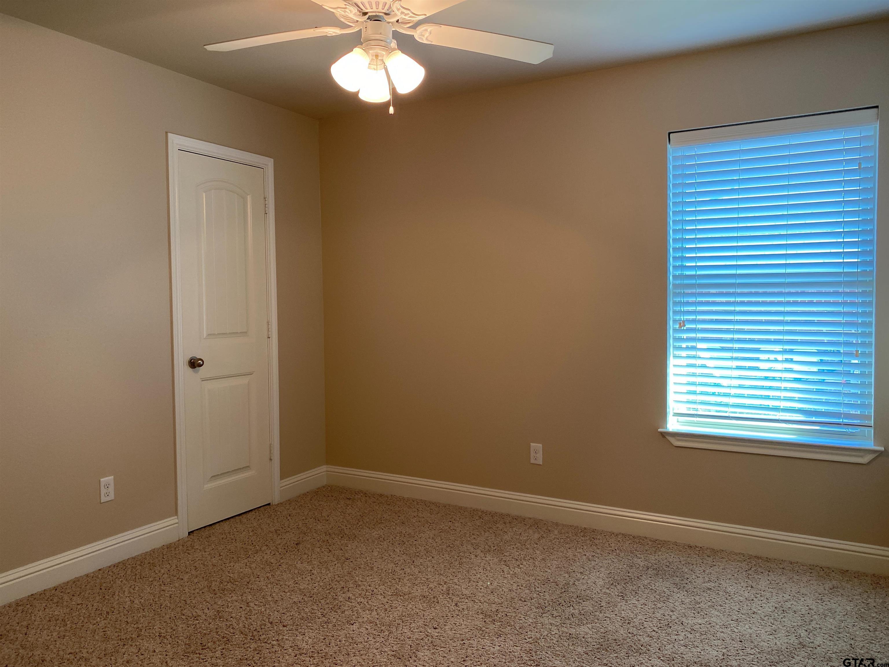 319-321 Princess Place Tyler, TX 75704 - Photo 10 of 14