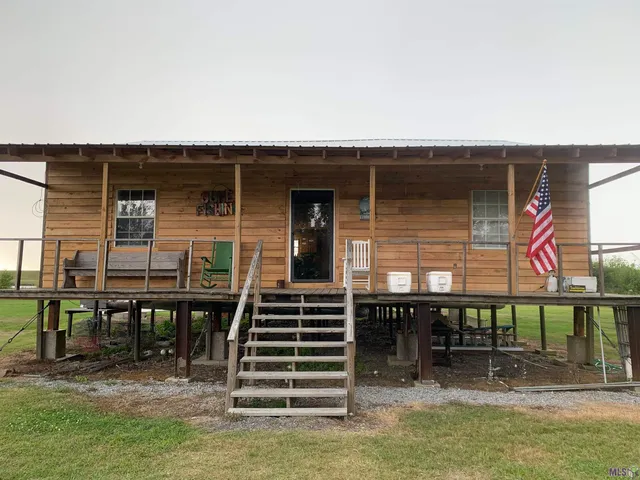 $128,500 | 20780 B Highway 1, Golden Meadow, LA 70357