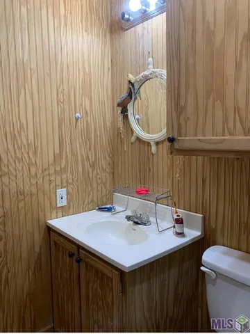 $128,500 | 20780 B Highway 1, Golden Meadow, LA 70357