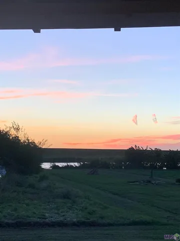 $128,500 | 20780 B Highway 1, Golden Meadow, LA 70357