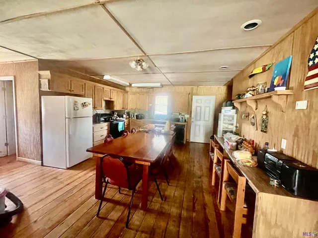 $128,500 | 20780 B Highway 1, Golden Meadow, LA 70357