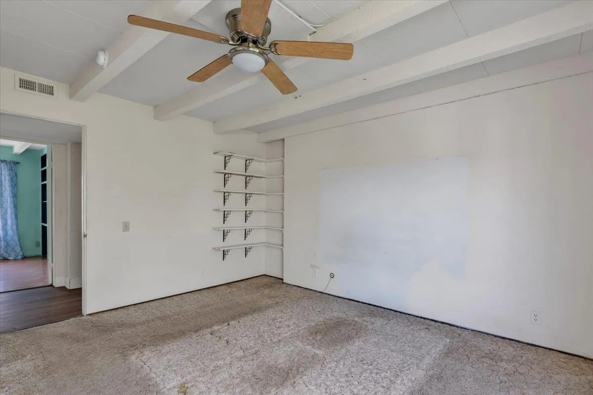 925 Raintree Place Vista, CA 92084 - Photo 26 of 33 Gallery Image 26