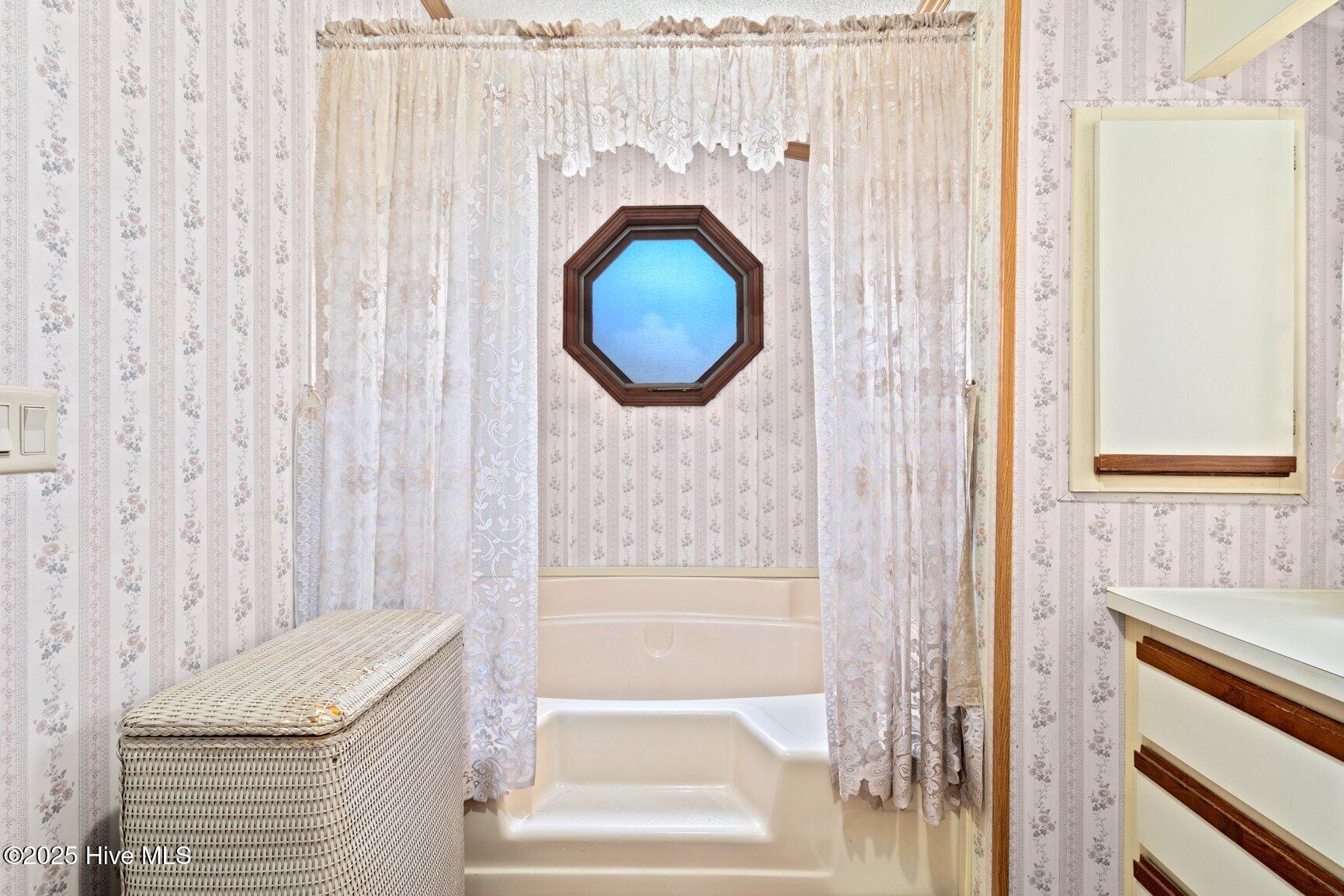 11972 Straight Gate Road Whitakers, NC 27891 - Photo 18 of 32 026-11972StraightGateRoad-Whitakers-NC-2