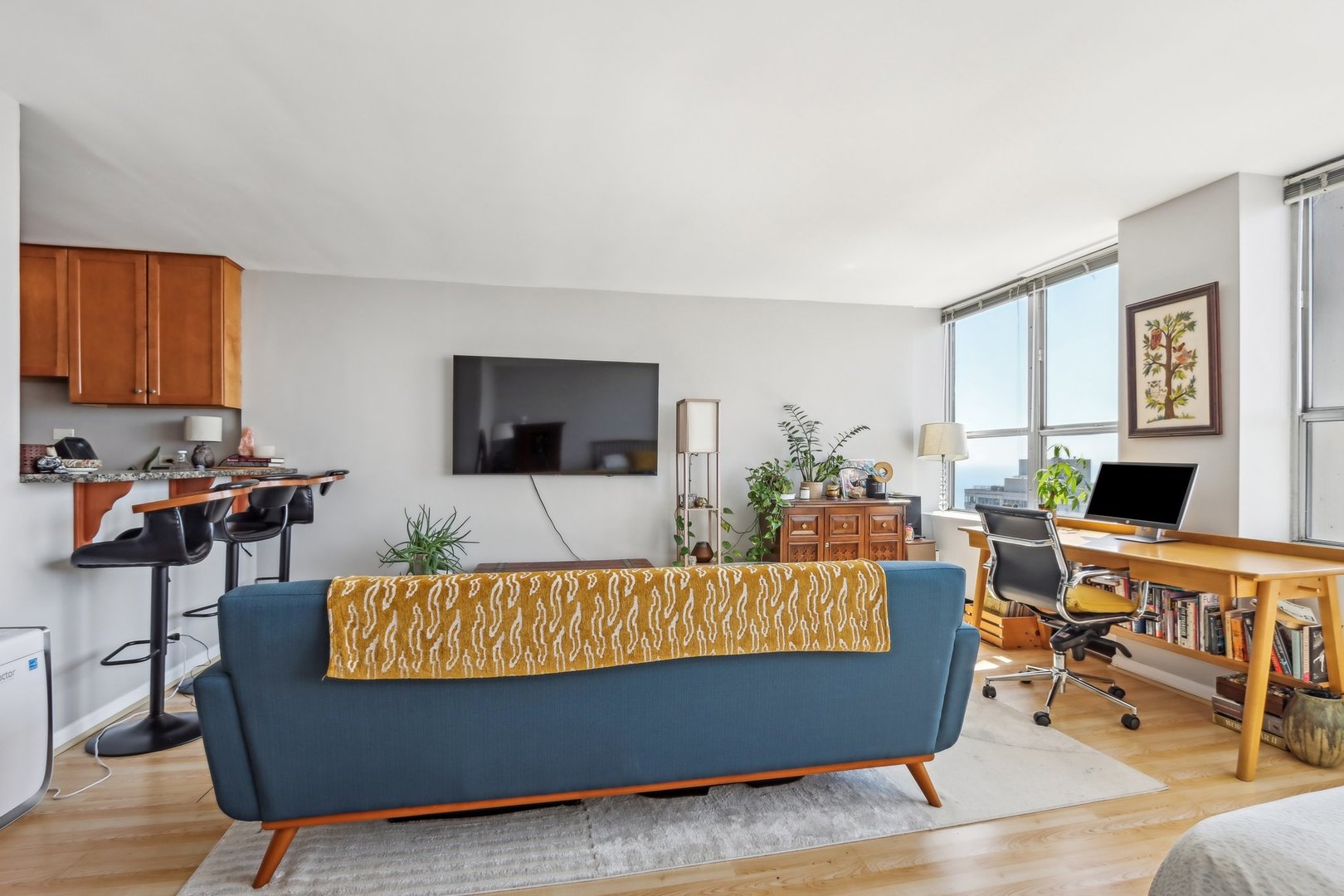 655 West Irving Park Road, Unit 2805 Chicago, IL 60613 - Photo 11 of 37 Gallery Image 11
