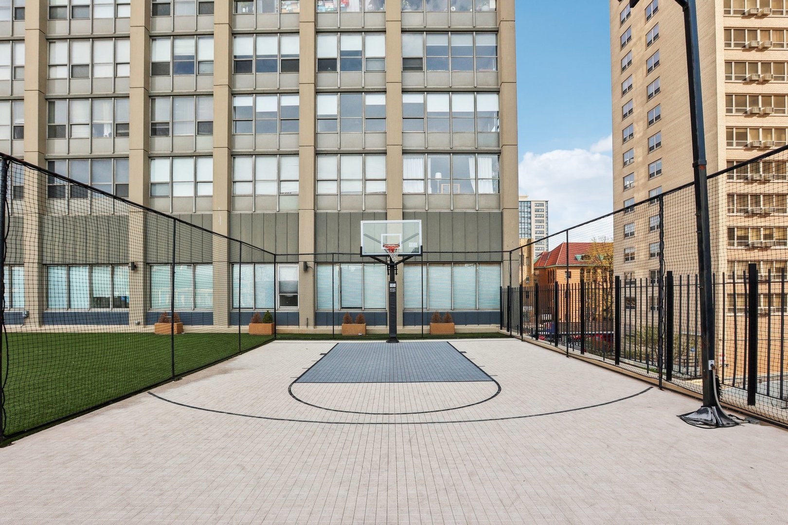 655 West Irving Park Road, Unit 2805 Chicago, IL 60613 - Photo 35 of 37 Gallery Image 35