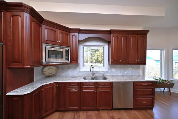 $1,595,000 | 175 Lagoon Drive, Northfield, IL 60093