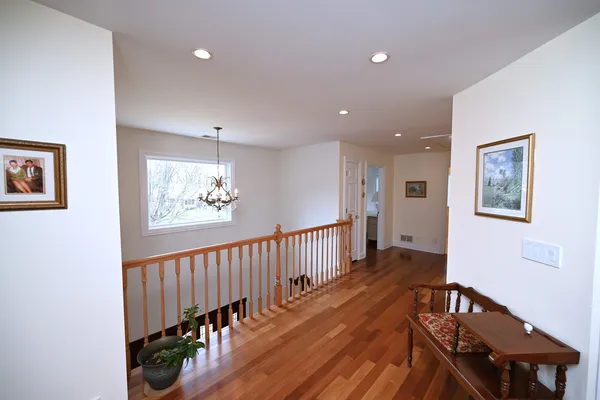 $1,595,000 | 175 Lagoon Drive, Northfield, IL 60093