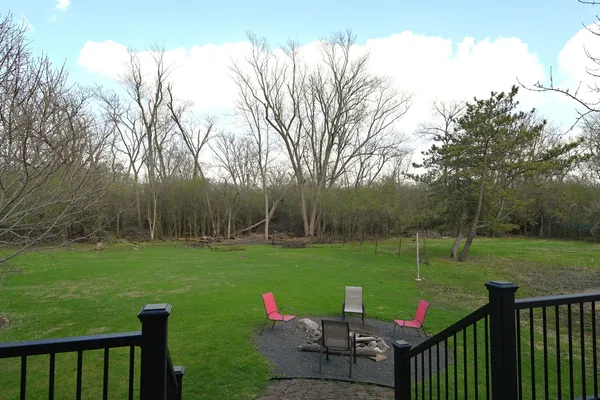 $1,595,000 | 175 Lagoon Drive, Northfield, IL 60093