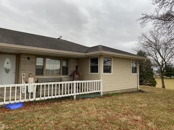 $340,000 | 6227 Highway 44, Franklin, IN 46131
