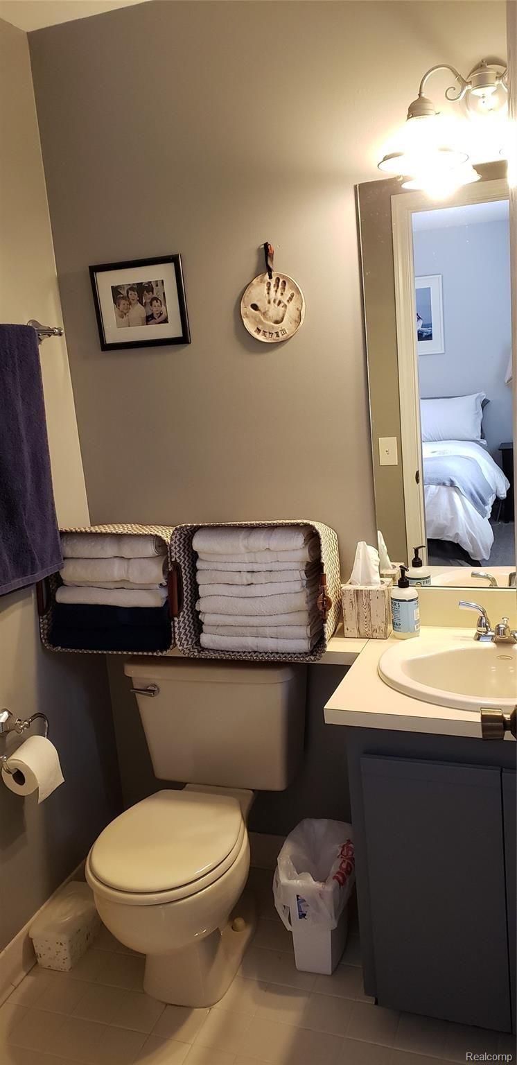 1500 Meadowside Drive, Unit 180 Rochester, MI 48307 - Photo 16 of 17 20191005_113616.jpg