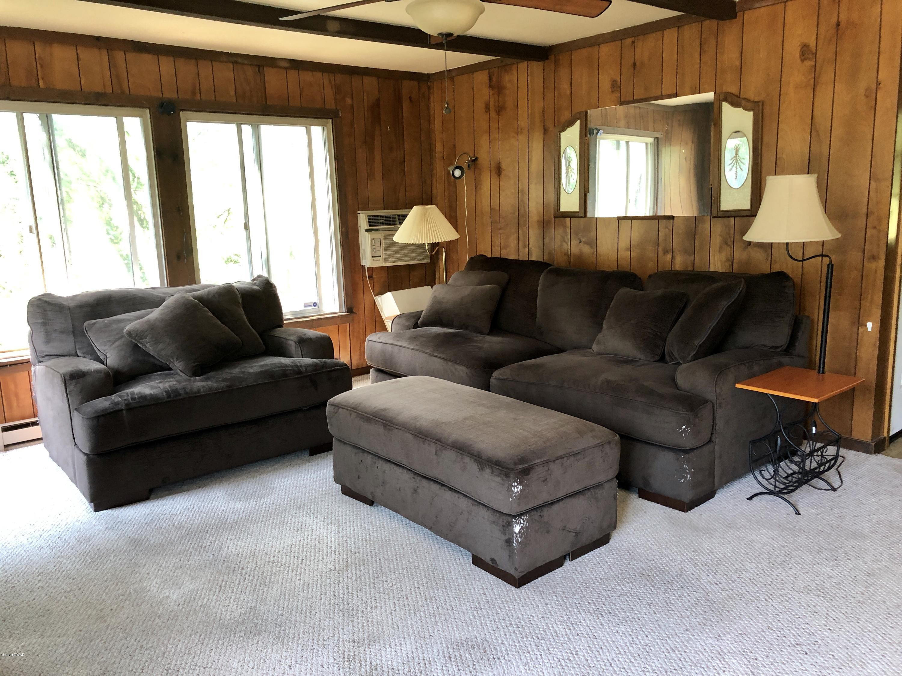 191 Rt 590 Greeley, PA 18425 - Photo 10 of 32