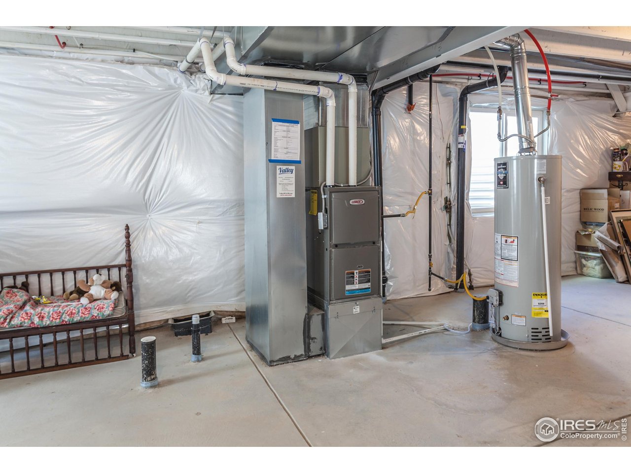 944 Maplebrook Drive Windsor, CO 80550 - Photo 26 of 32 a view of outdoor space with seating area