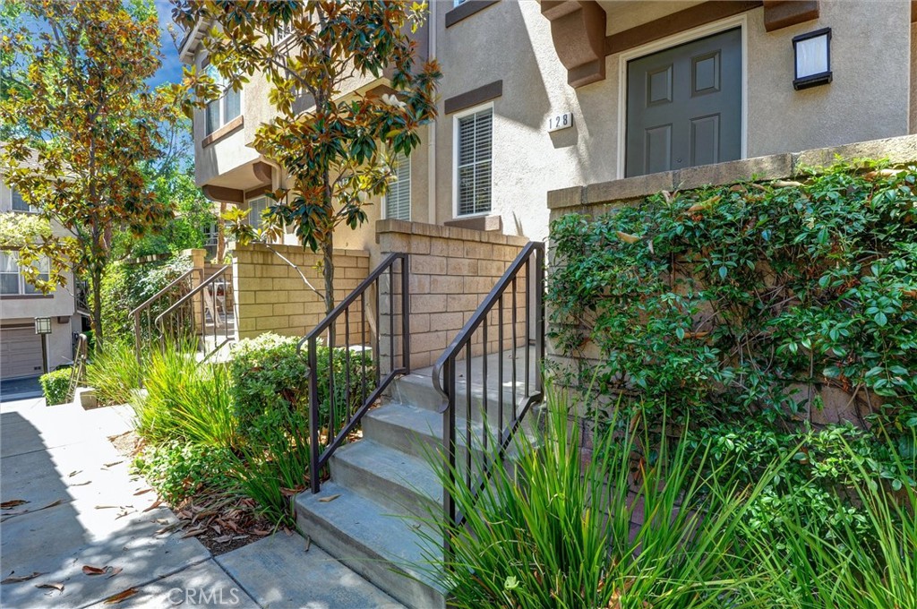 128 Shattuck Street Brea, CA 92821 - Photo 2 of 27