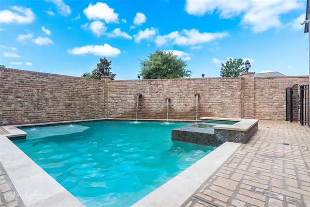 a view of a terrace with sky view