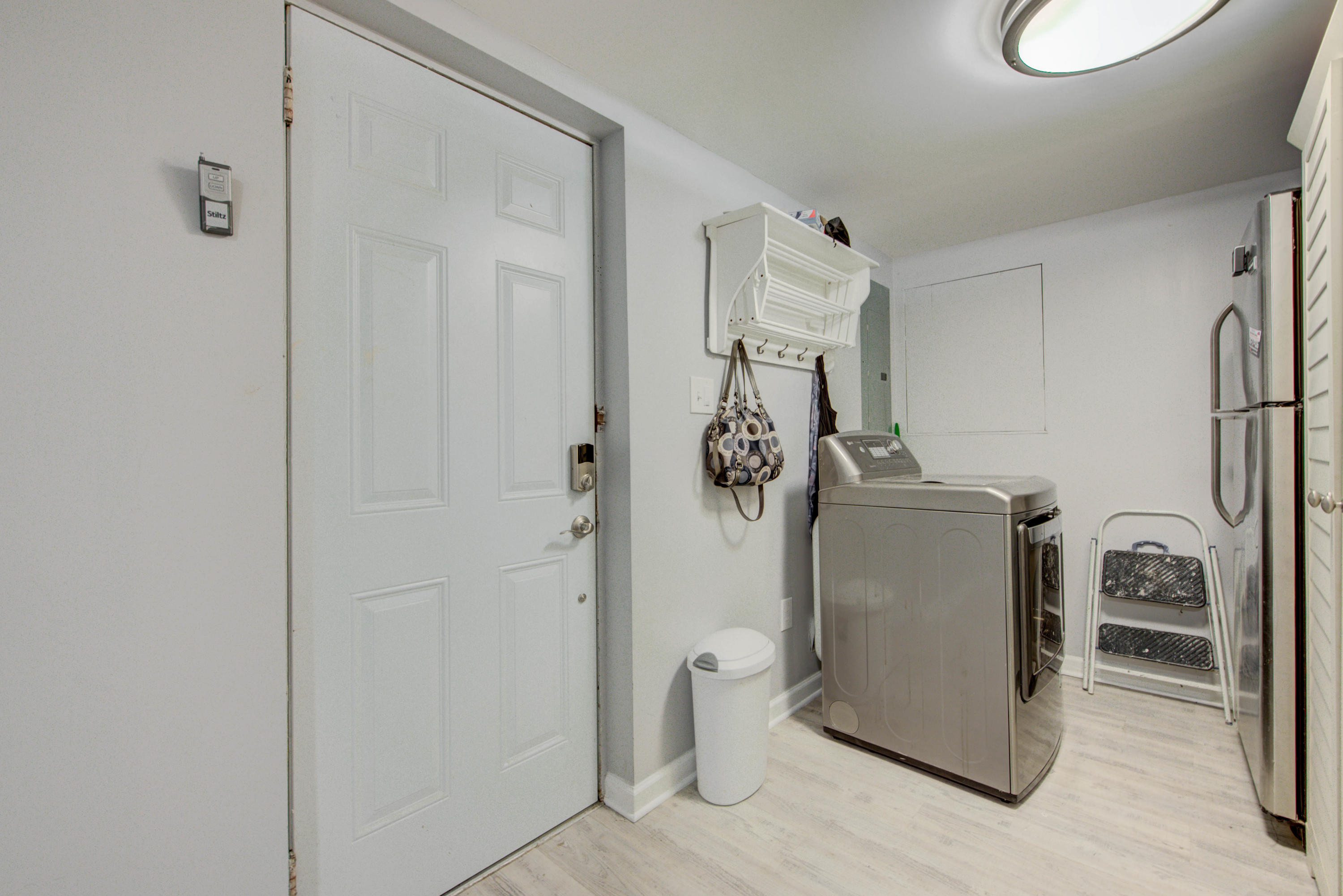 104 Pickwick Lane Oak Ridge, TN 37830 - Photo 31 of 35 Utility Room