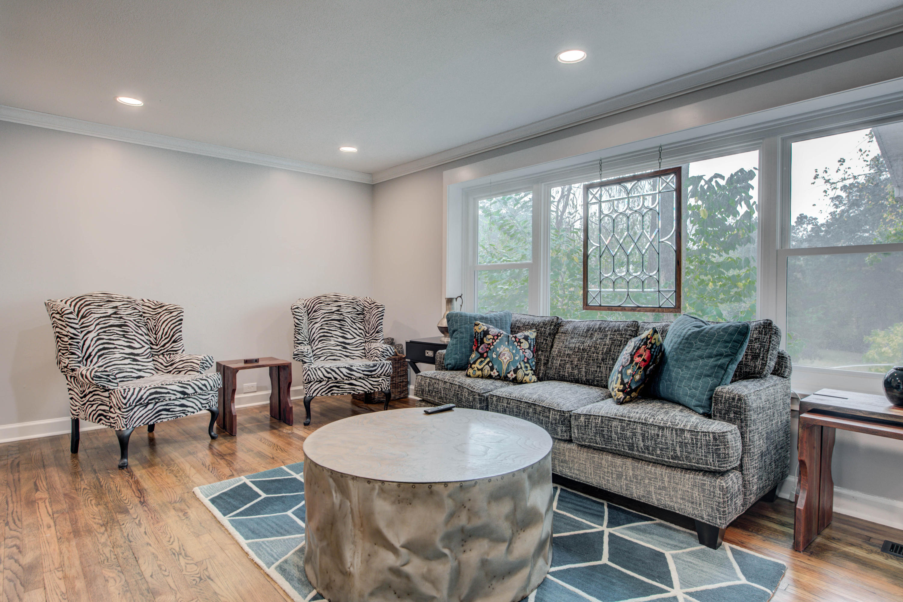 104 Pickwick Lane Oak Ridge, TN 37830 - Photo 8 of 35 Living Room