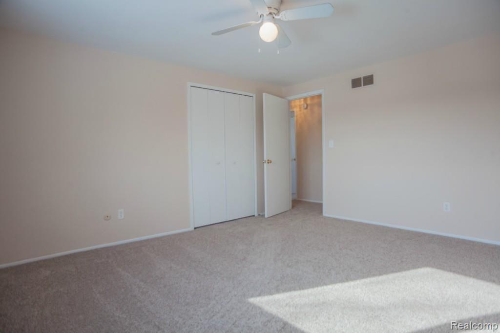 42419 Old Bridge Road Canton, MI 48188 - Photo 40 of 51 IMG_3474.jpg