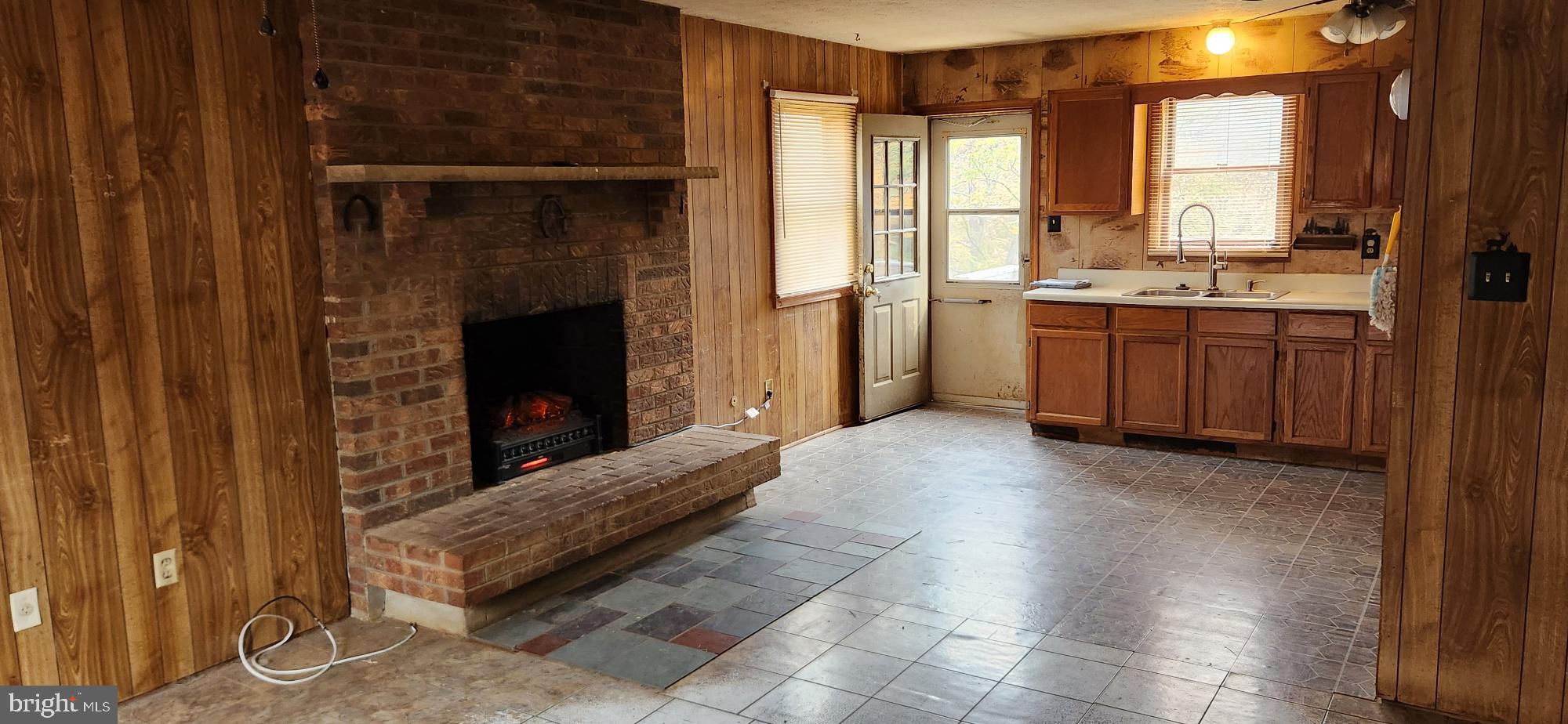 2230 Turkey Run Road Star Tannery, VA 22654 - Photo 13 of 18 Gallery Image 13