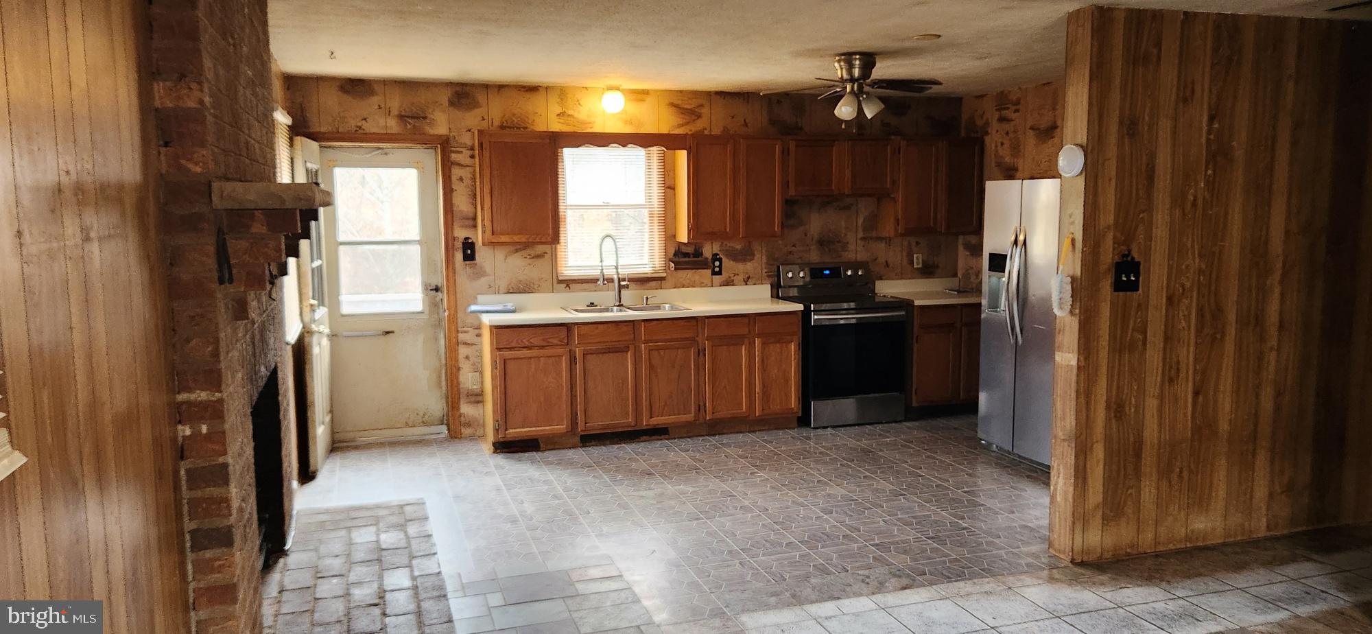 2230 Turkey Run Road Star Tannery, VA 22654 - Photo 14 of 18 Gallery Image 14