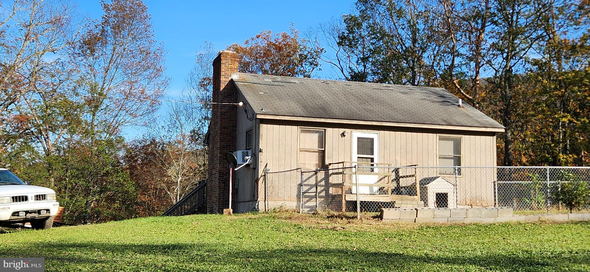2230 Turkey Run Road Star Tannery, VA 22654 - Photo 9 of 18 Gallery Image 9
