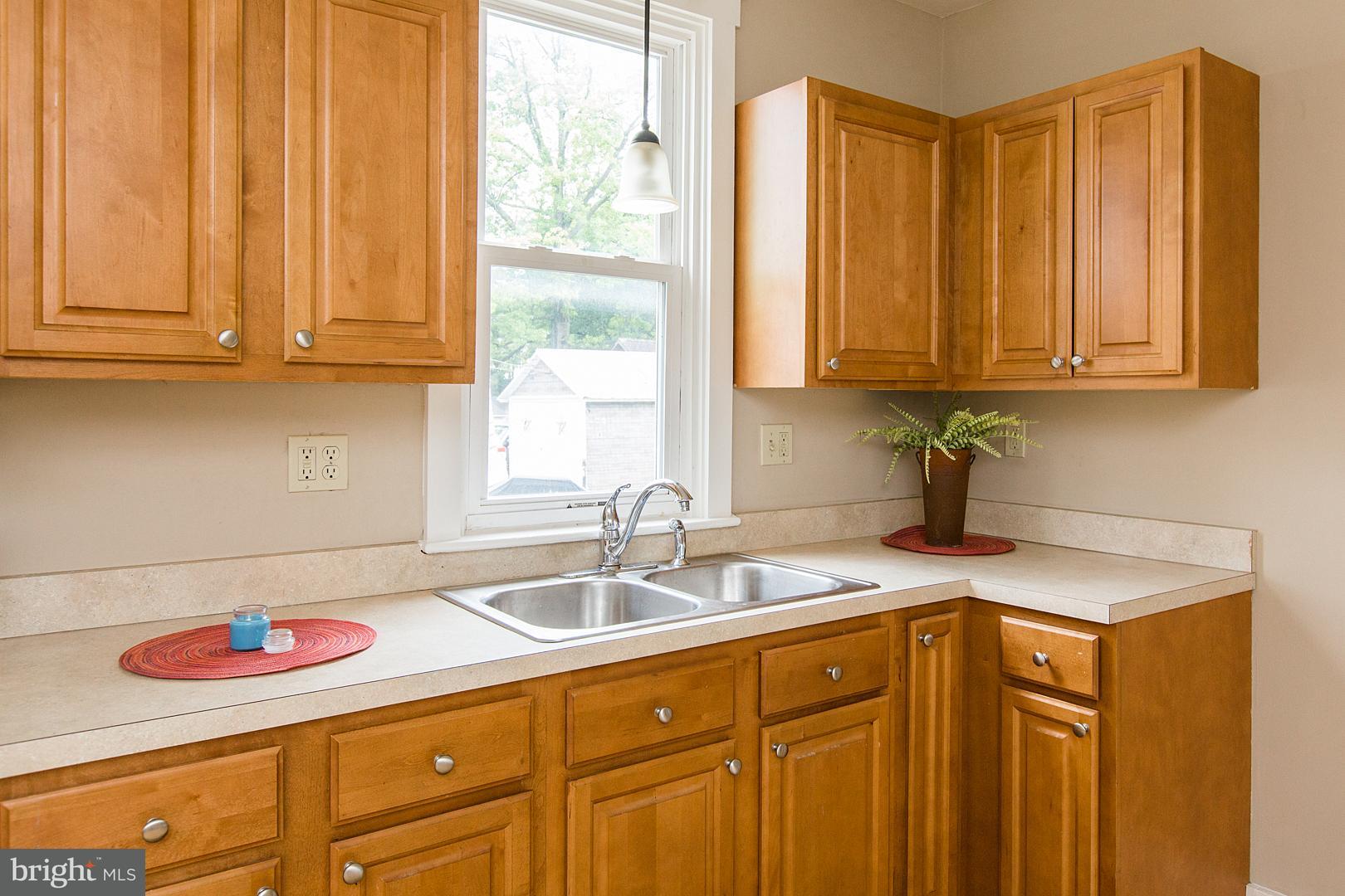 16 Church Street Lititz, PA 17543 - Photo 14 of 38