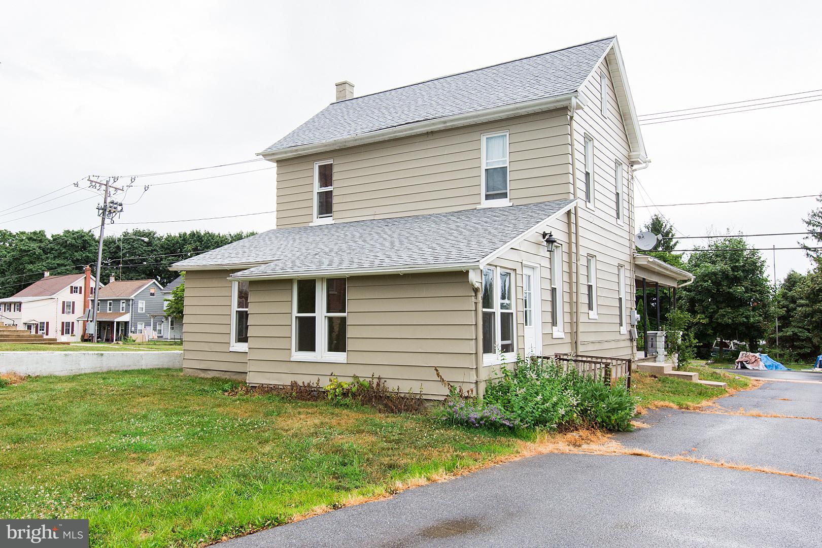 16 Church Street Lititz, PA 17543 - Photo 35 of 38
