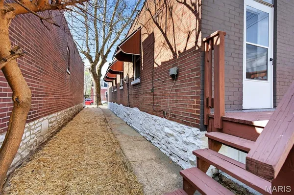 $118,900 | 7904 Pennsylvania Avenue, St. Louis, MO 63111