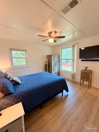 $219,900 | 8816 Gibson Road, Molino, FL 32577