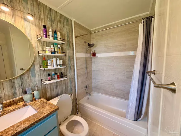$219,900 | 8816 Gibson Road, Molino, FL 32577