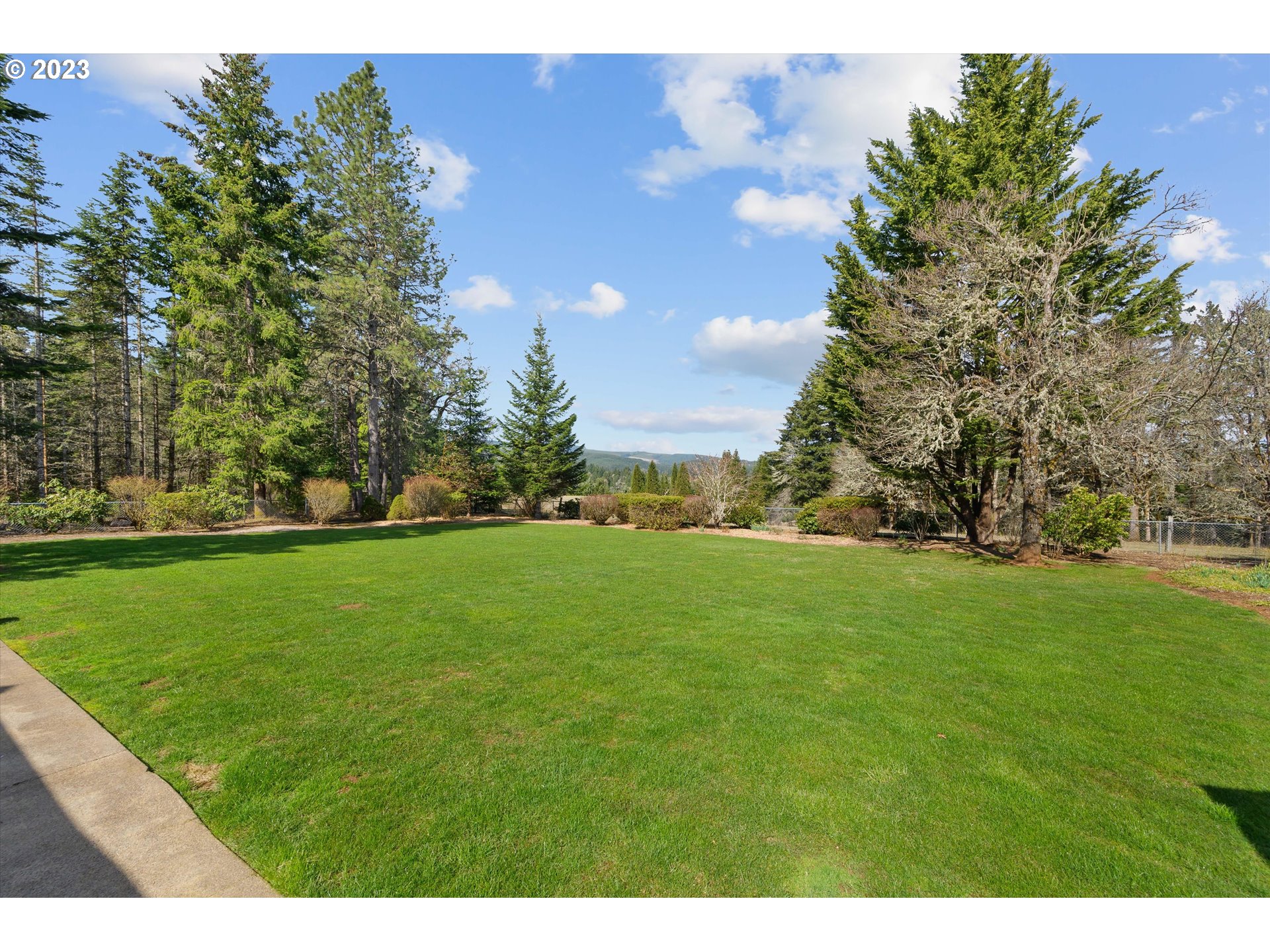 15775 Oakdale Road Dallas, OR 97338 - Photo 32 of 32 a view of field with tall trees