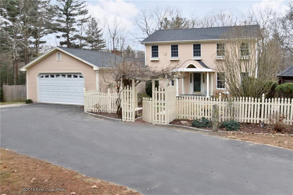 95 Hunter Ridge Drive Scituate, RI 02857 - Photo 1 of 38